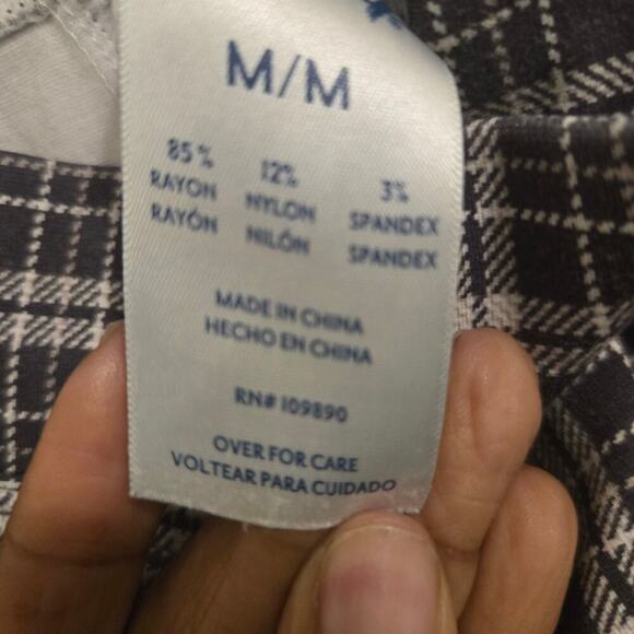 Seven Women’s Plaid Pant Leggings Size M – Stretch Slim Fit Casual Style - Picture 4 of 7